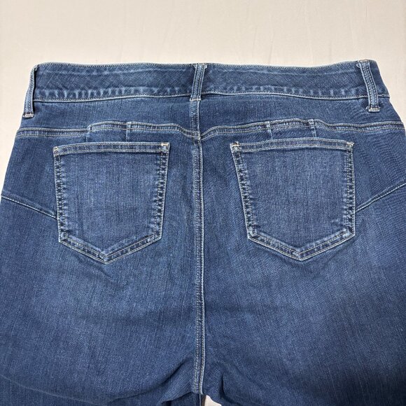 Torrid Bombshell Flare Jeans 16R Premium Stretch Blue Denim Curvy Fit Flared - Picture 3 of 13